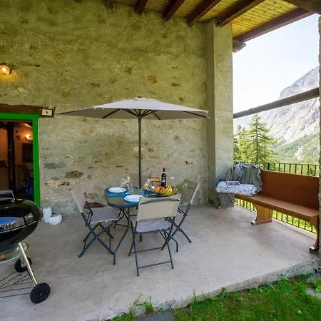 Maison De Veny Chalet *